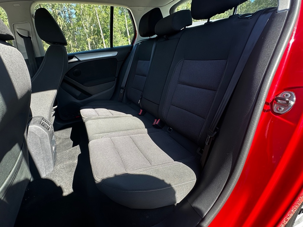 Volkswagen Golf  2013 Volkswagen Golf  2013
