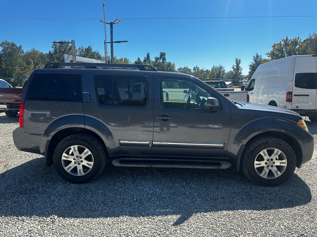 Nissan Pathfinder  2011 Nissan Pathfinder  2011