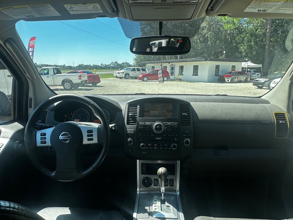 Nissan Pathfinder  2011 Nissan Pathfinder  2011