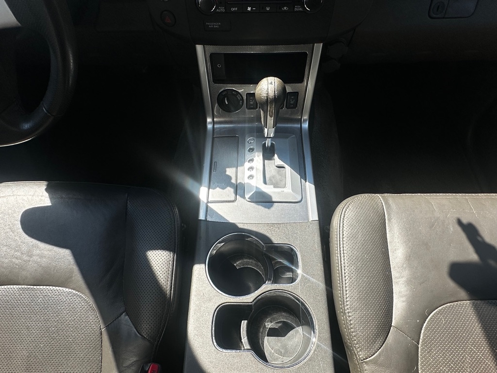 Nissan Pathfinder  2011 Nissan Pathfinder  2011
