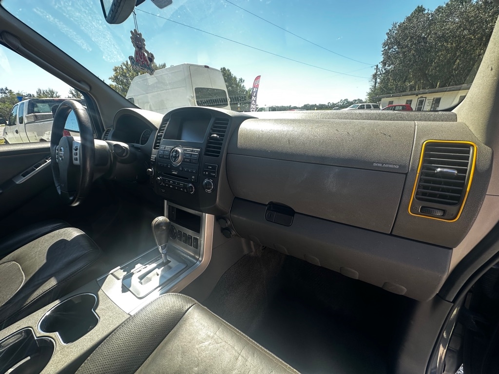 Nissan Pathfinder  2011 Nissan Pathfinder  2011