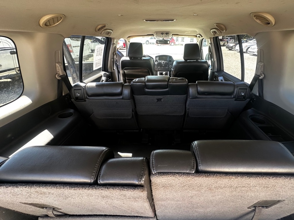 Nissan Pathfinder  2011 Nissan Pathfinder  2011