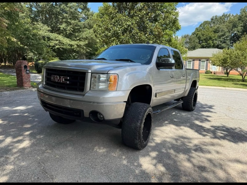 2007 GMC Sierra 1500 Crew Cab Crew Cab 143.5" WB SLE