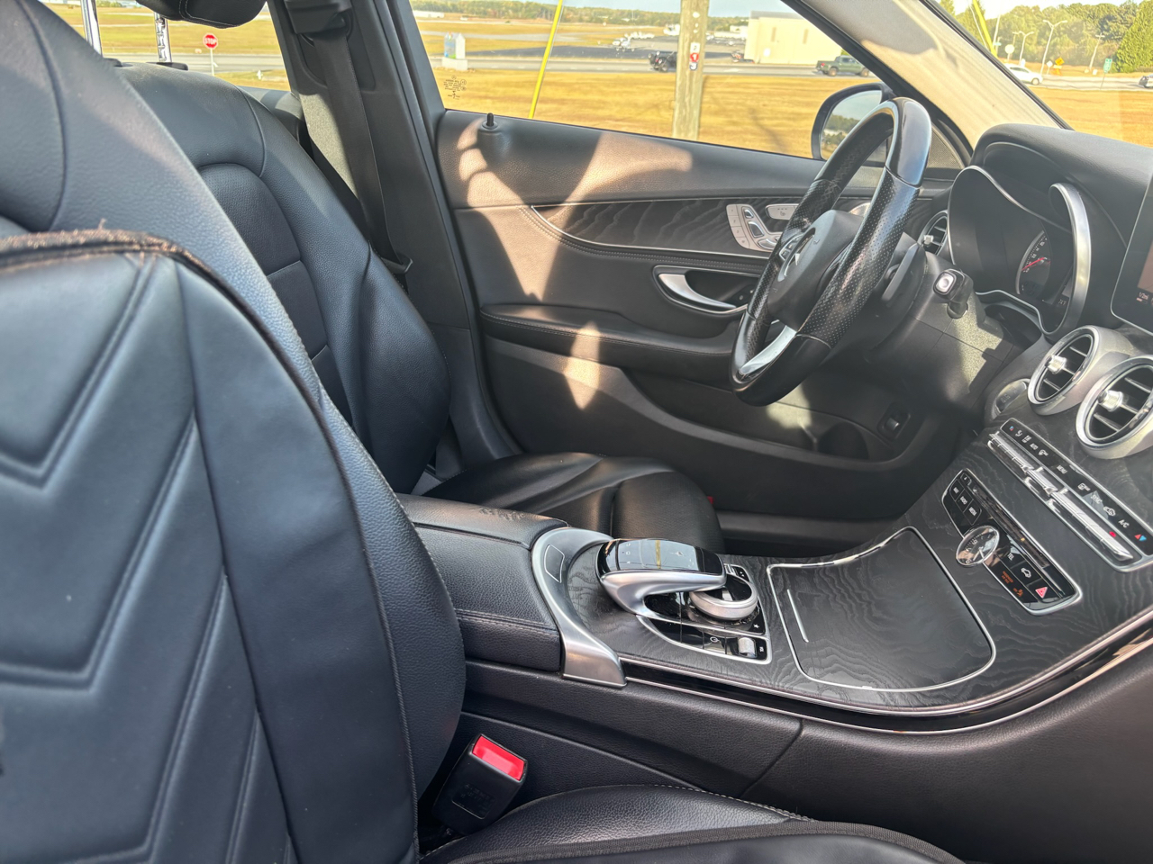 Mercedes-Benz C-Class C300 4MATIC Sedan 2015 Mercedes-Benz C-Class C300 4MATIC Sedan 2015