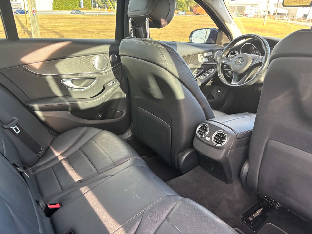 Mercedes-Benz C-Class C300 4MATIC Sedan 2015 Mercedes-Benz C-Class C300 4MATIC Sedan 2015