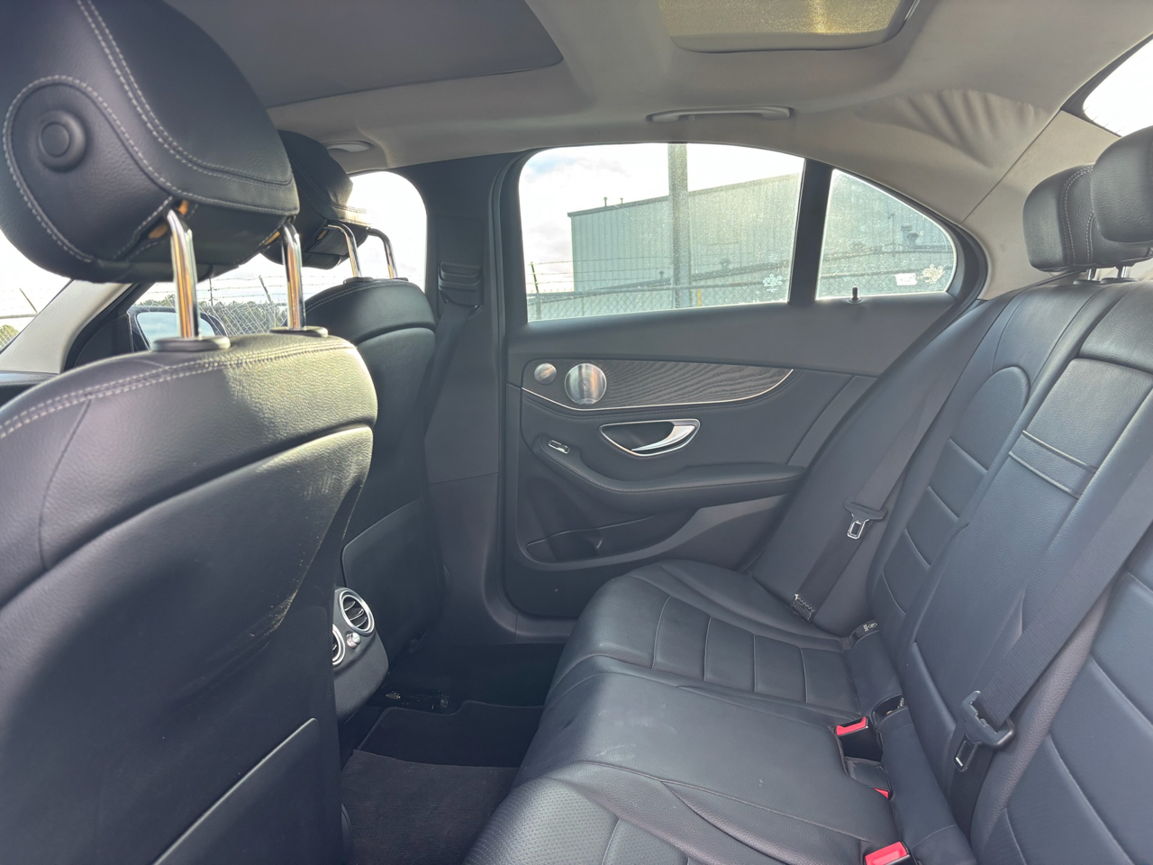 Mercedes-Benz C-Class C300 4MATIC Sedan 2015 Mercedes-Benz C-Class C300 4MATIC Sedan 2015