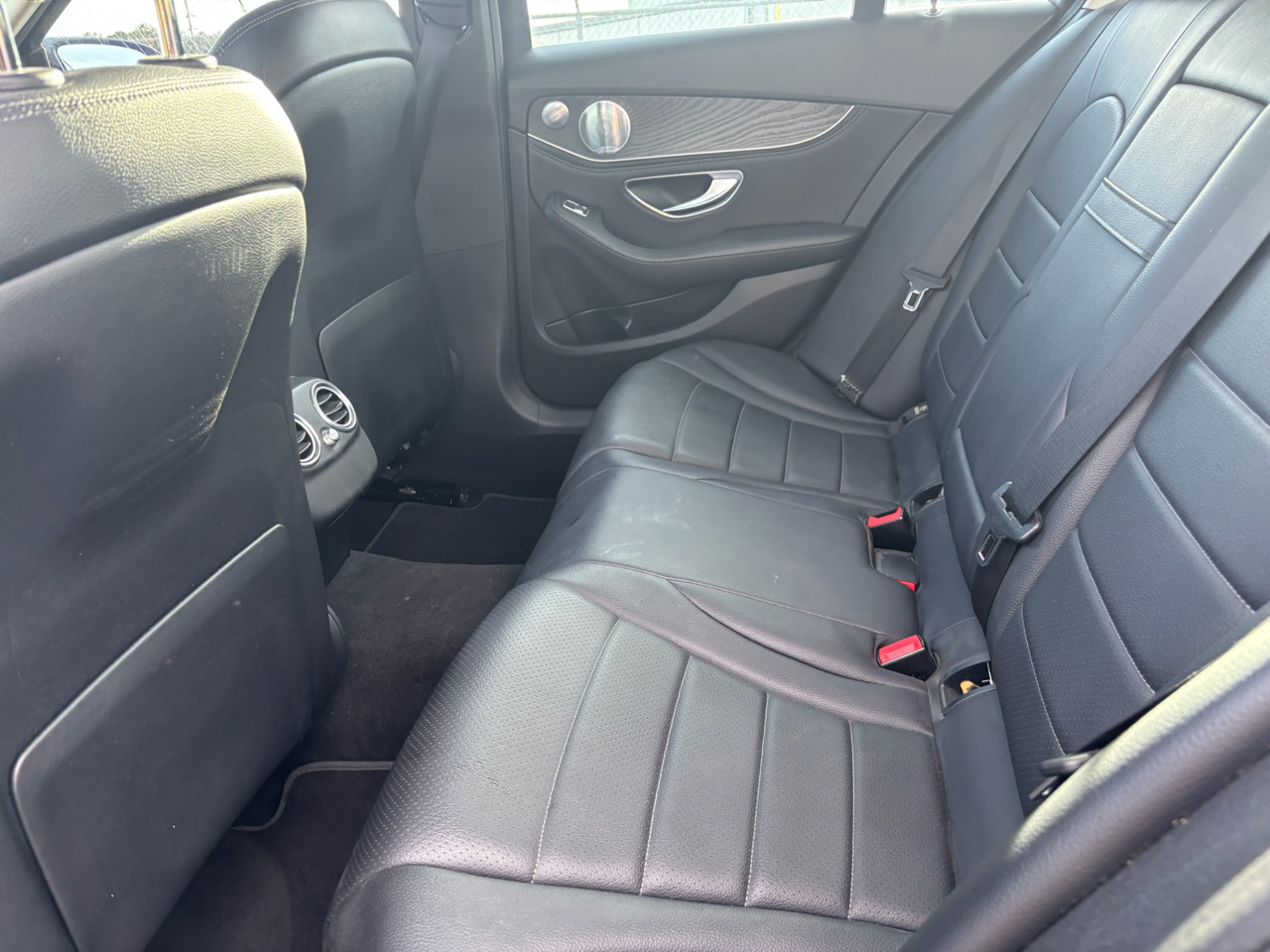 Mercedes-Benz C-Class C300 4MATIC Sedan 2015 Mercedes-Benz C-Class C300 4MATIC Sedan 2015