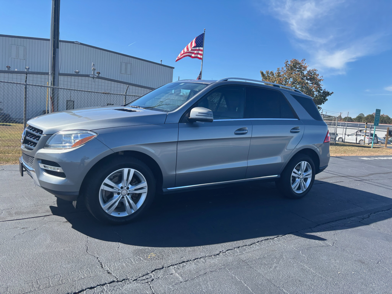 Mercedes-Benz M-Class ML350 4MATIC 2013 Mercedes-Benz M-Class ML350 4MATIC 2013