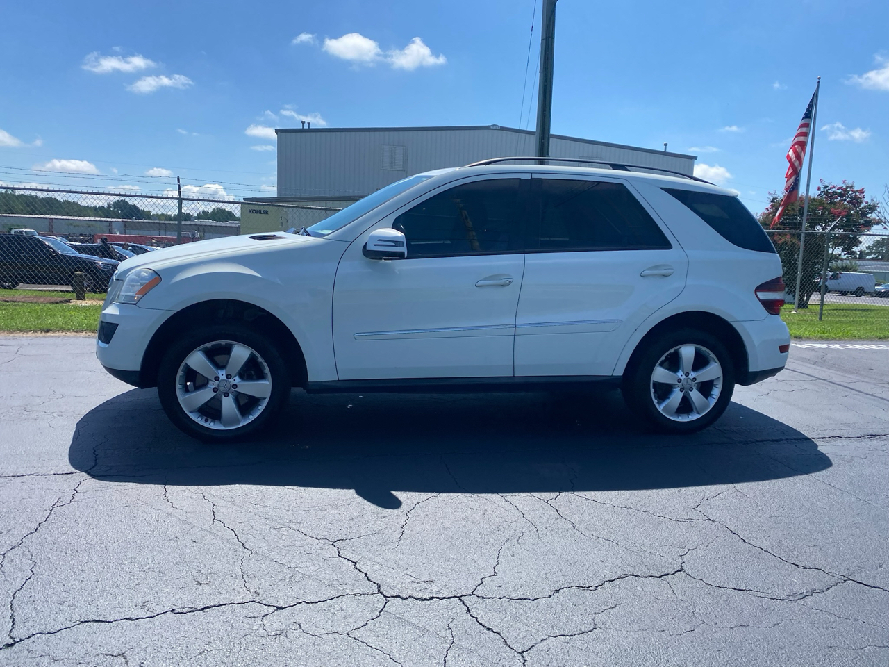 Mercedes-Benz M-Class ML350 4MATIC 2009 Mercedes-Benz M-Class ML350 4MATIC 2009