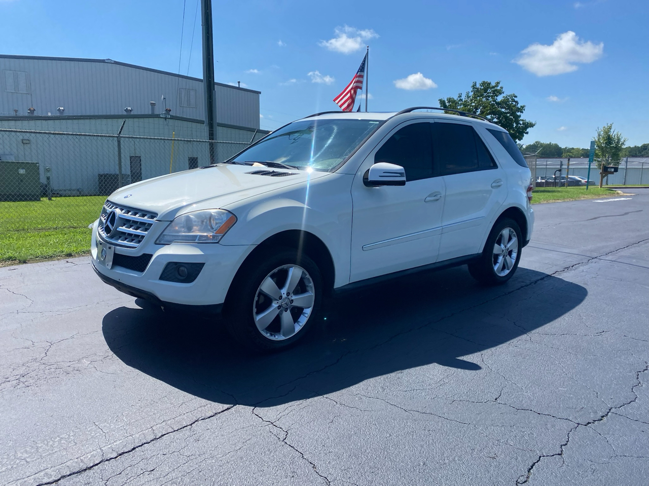 Mercedes-Benz M-Class ML350 4MATIC 2009 Mercedes-Benz M-Class ML350 4MATIC 2009