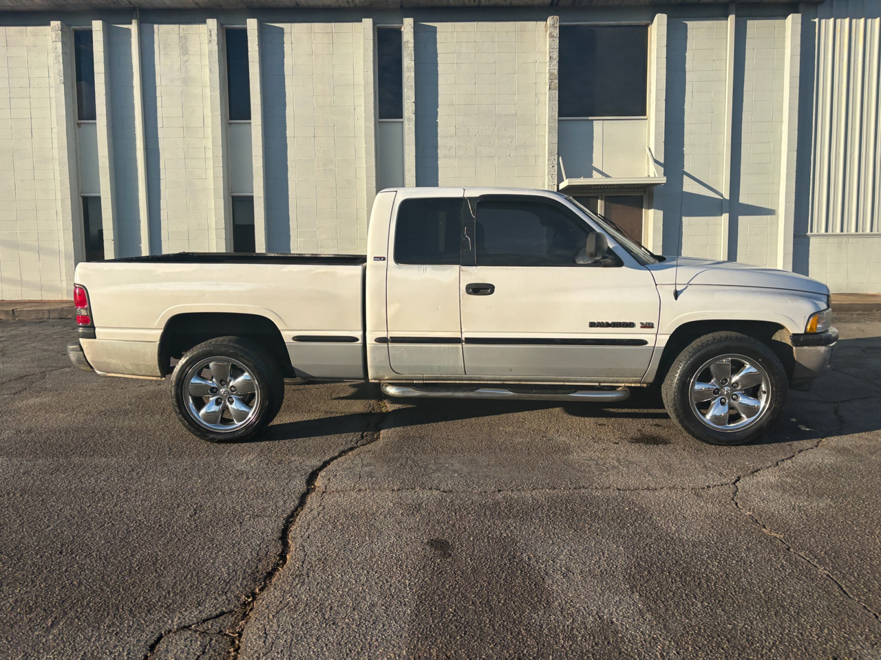 Dodge Ram 1500 Quad Cab 6.5-ft. Bed 2WD 1998