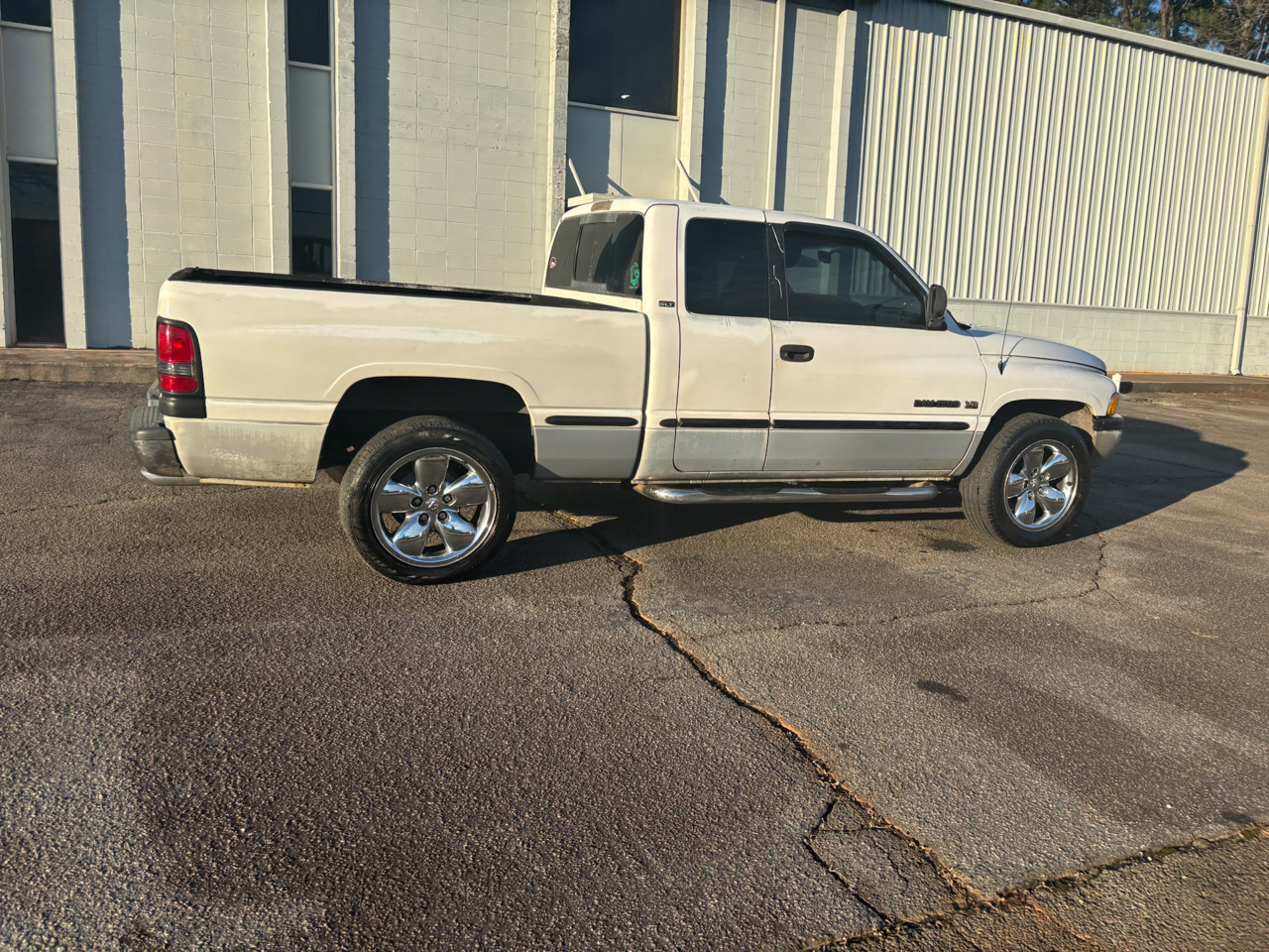 Dodge Ram 1500 Quad Cab 6.5-ft. Bed 2WD 1998