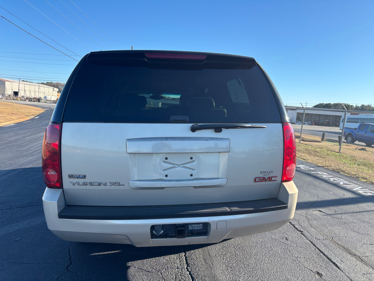 GMC Yukon XL SLE-1 1/2 Ton 2WD 2007