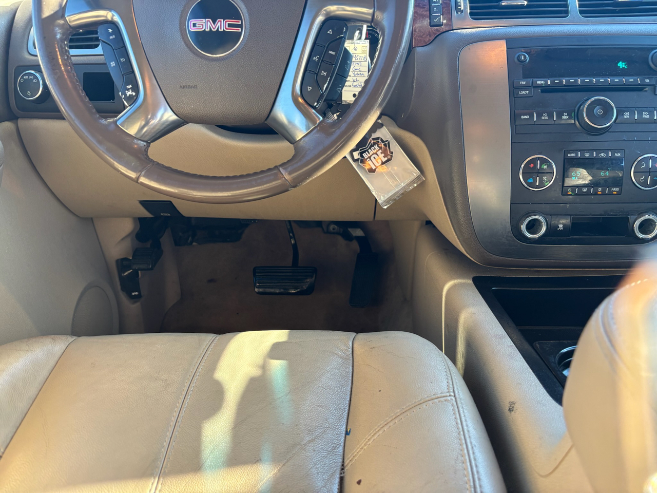 GMC Yukon XL SLE-1 1/2 Ton 2WD 2007