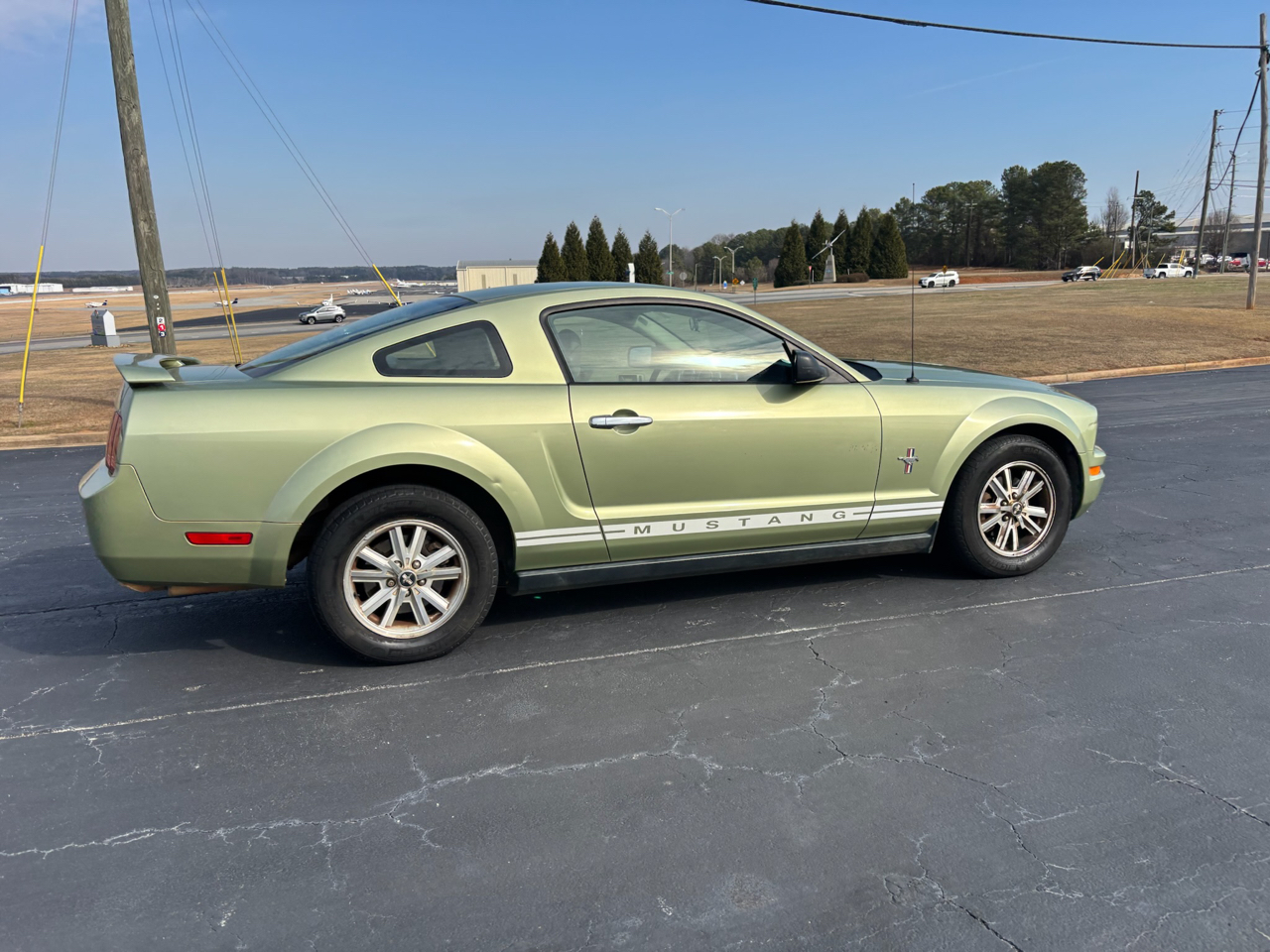 Ford Mustang V6 Standard Coupe 2006