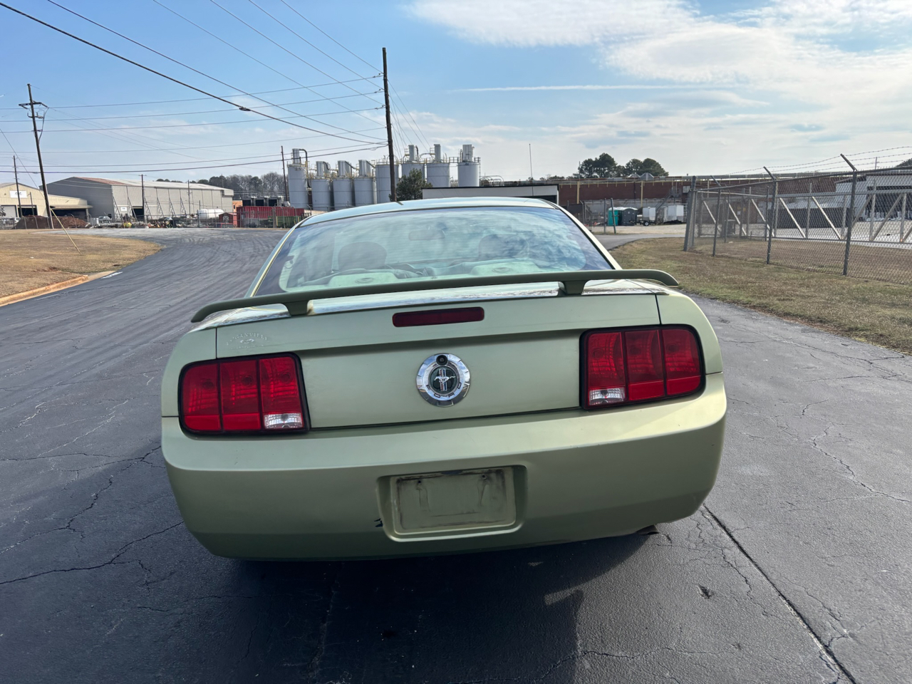Ford Mustang V6 Standard Coupe 2006