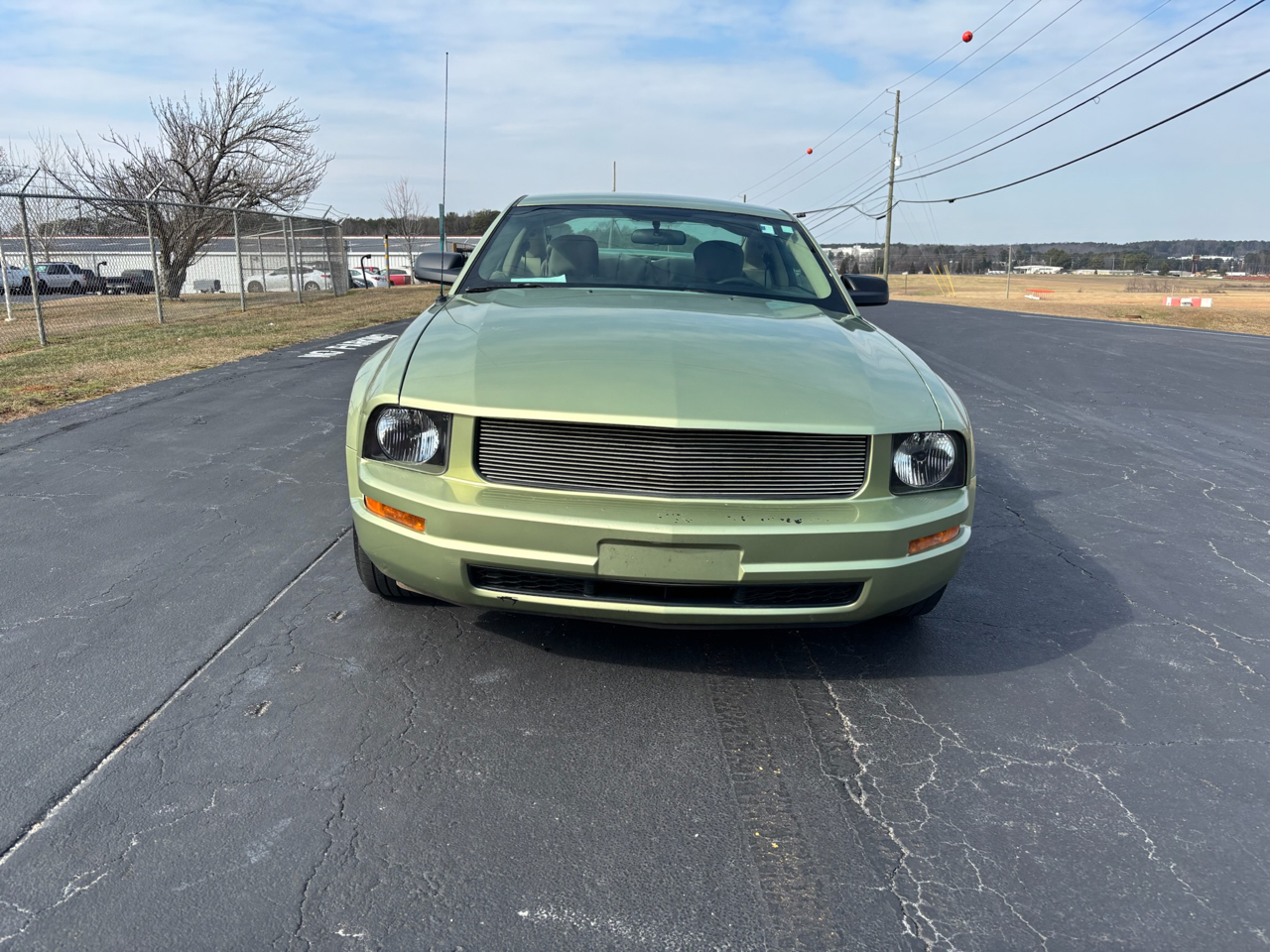 Ford Mustang V6 Standard Coupe 2006