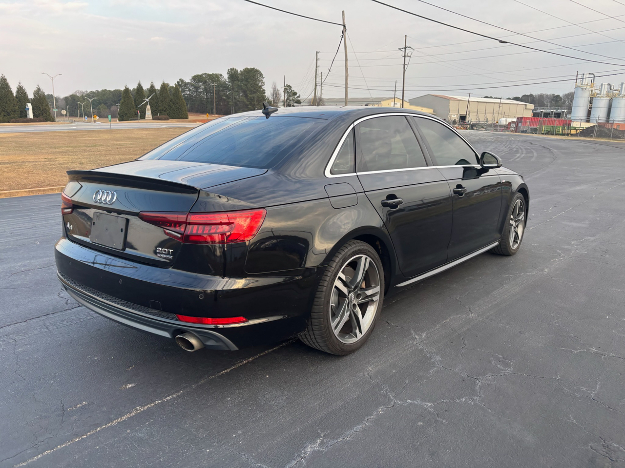 Audi A4 2.0T Prestige quattro Sedan 2017