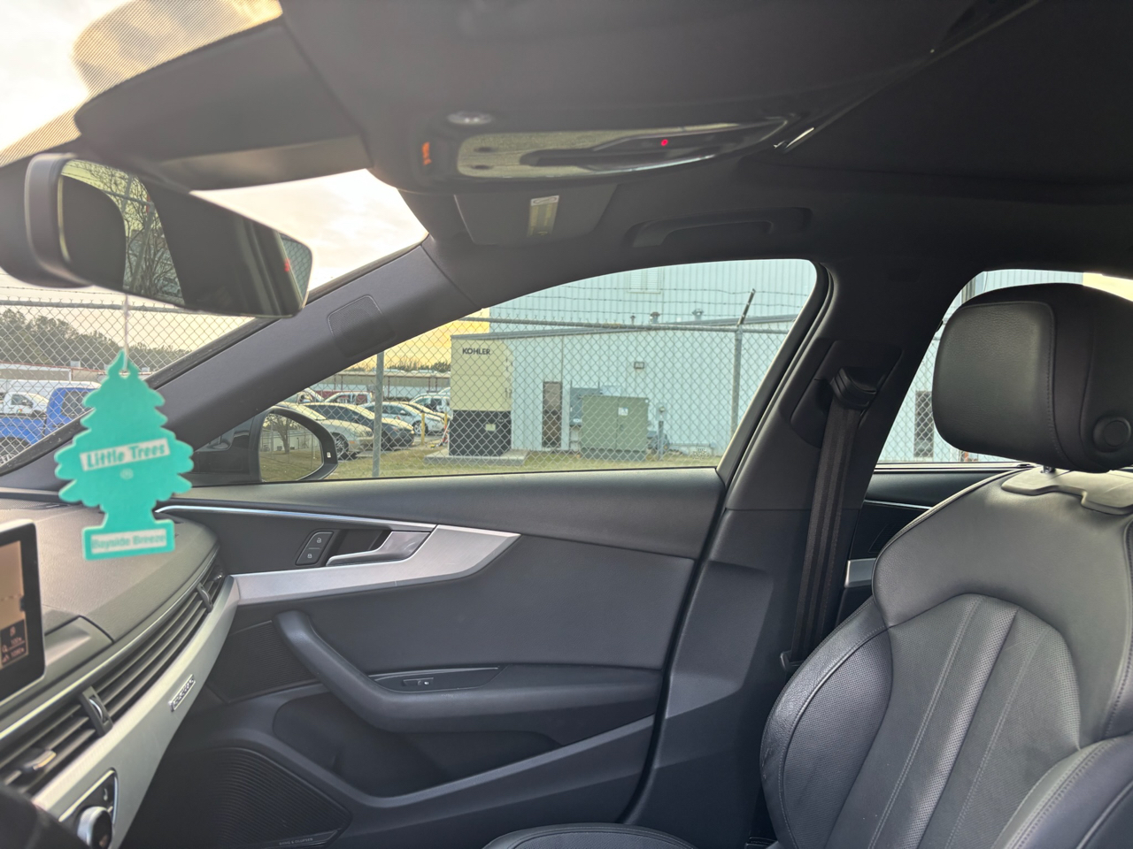 Audi A4 2.0T Prestige quattro Sedan 2017