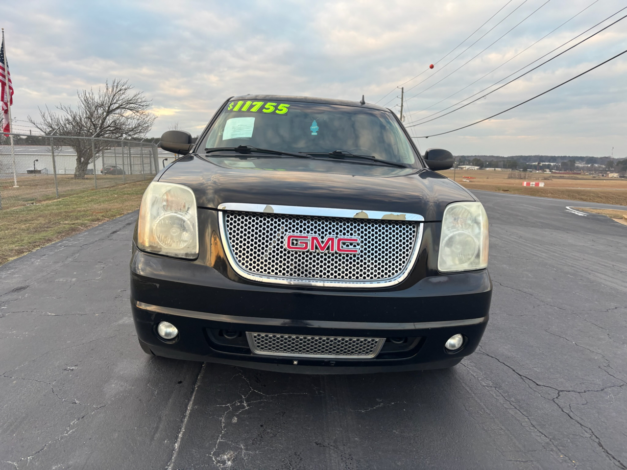 GMC Yukon Denali 2WD 2011