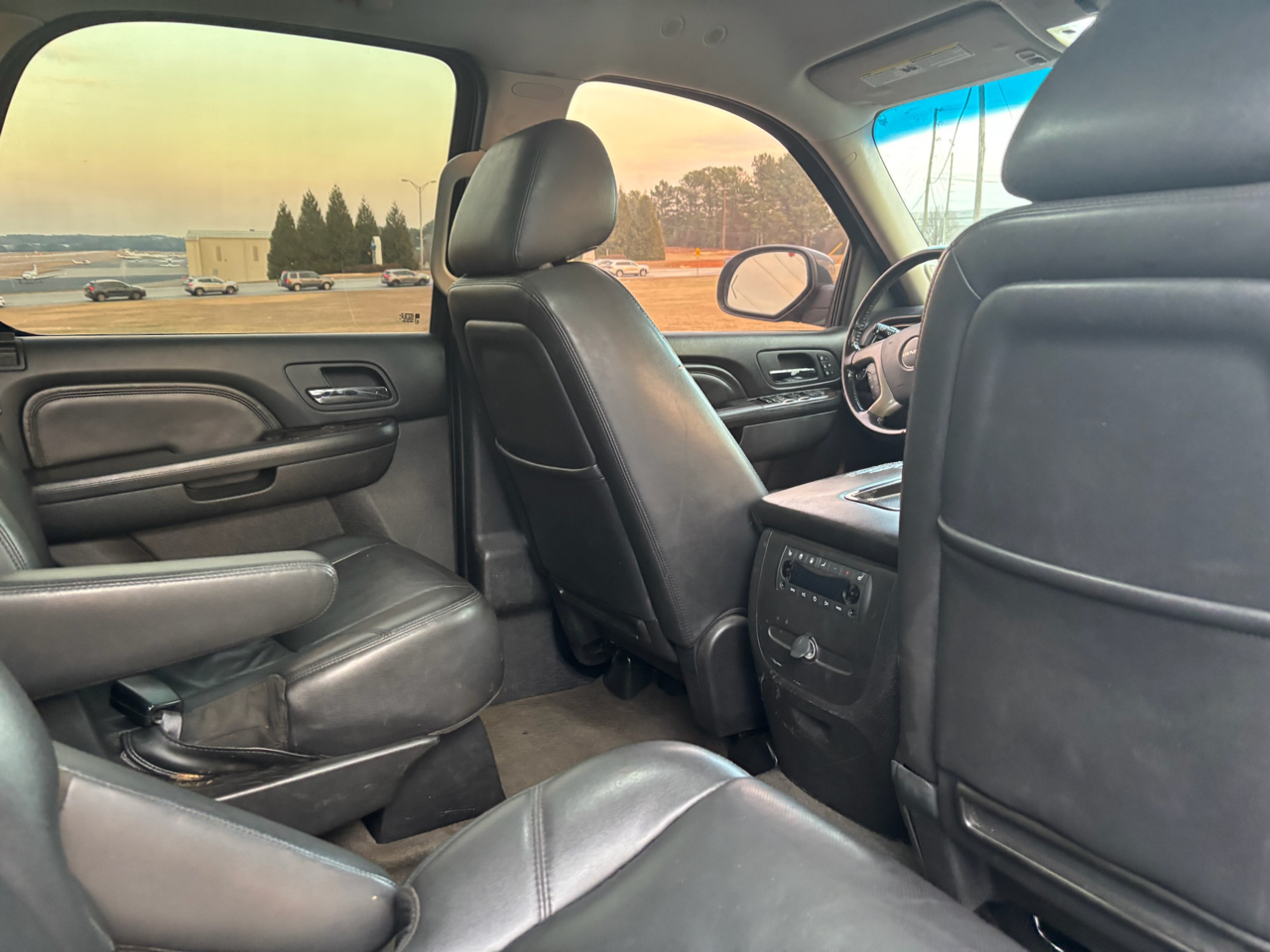 GMC Yukon Denali 2WD 2011