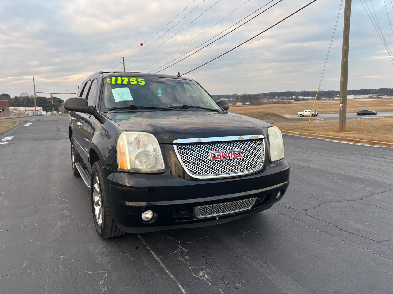 GMC Yukon Denali 2WD 2011