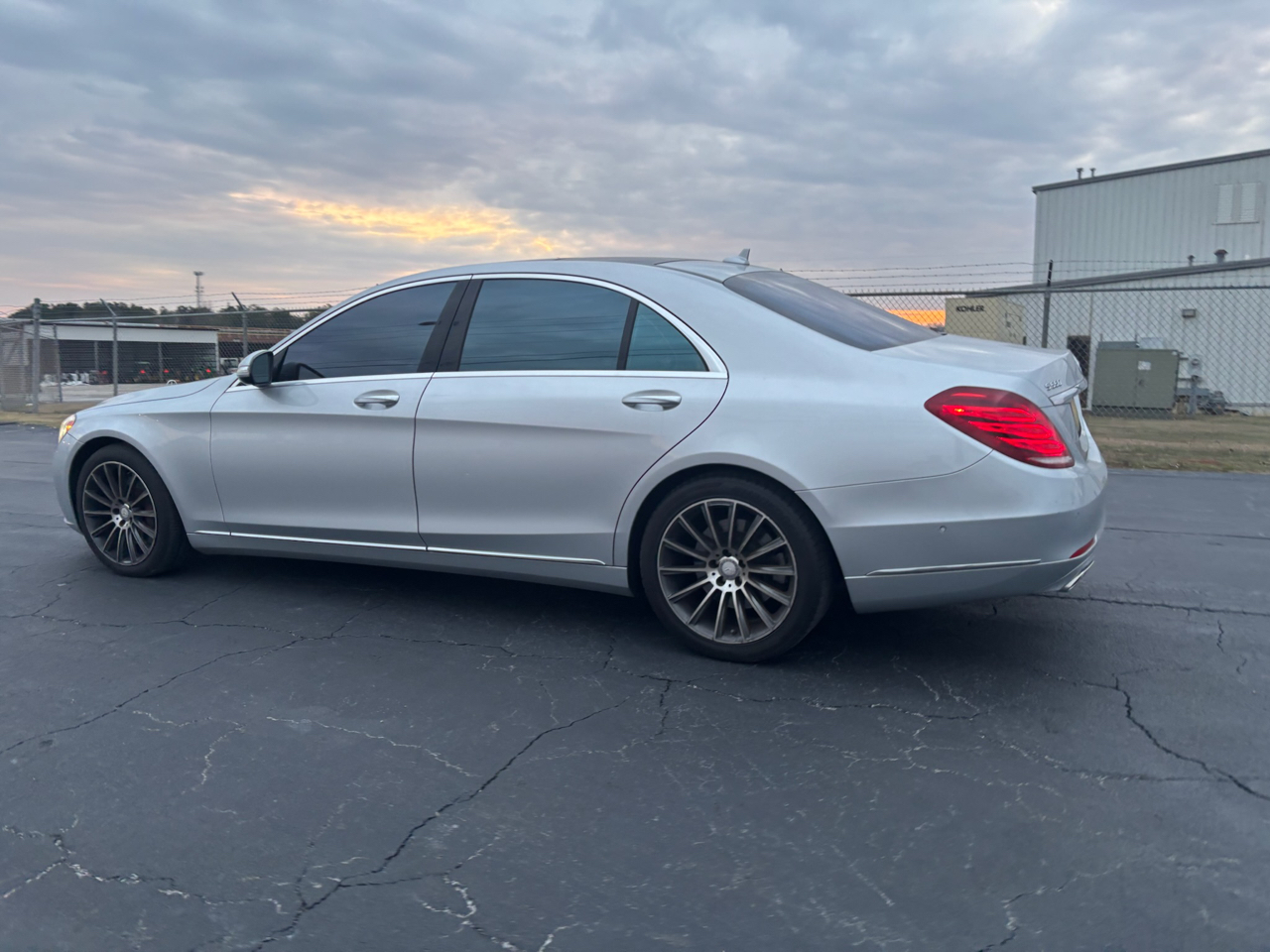 Mercedes-Benz S-Class S550 4MATIC 2015