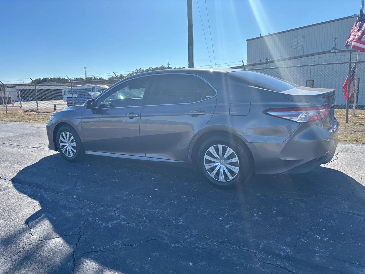 Toyota Camry LE 2018