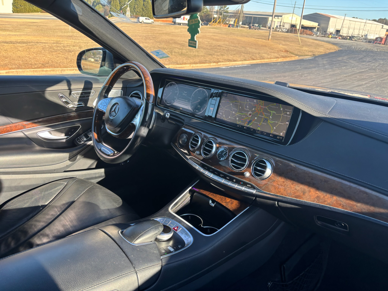 Mercedes-Benz S-Class S550 2014