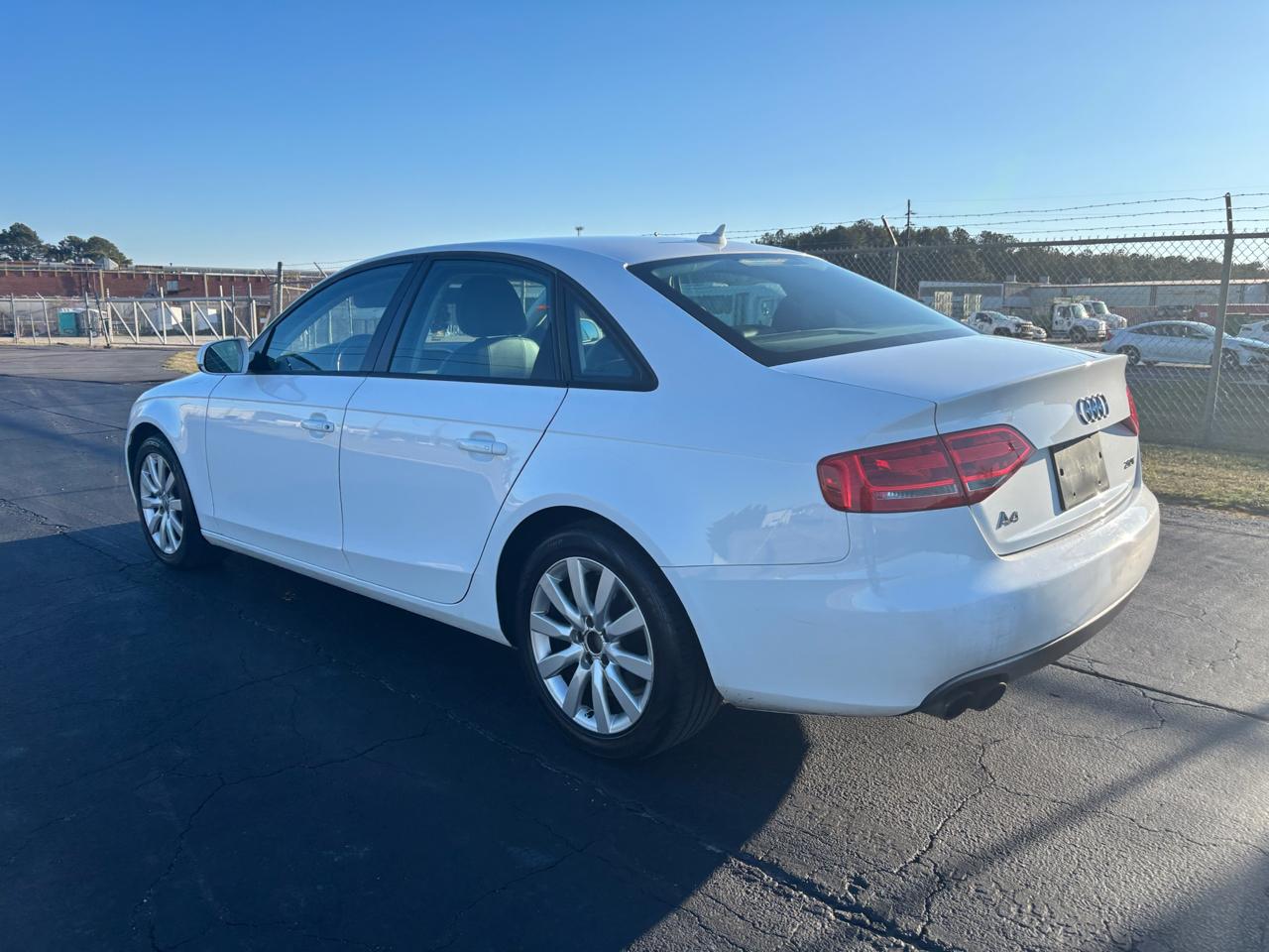 Audi A4 2.0 T Sedan FrontTrak Multitronic 2012
