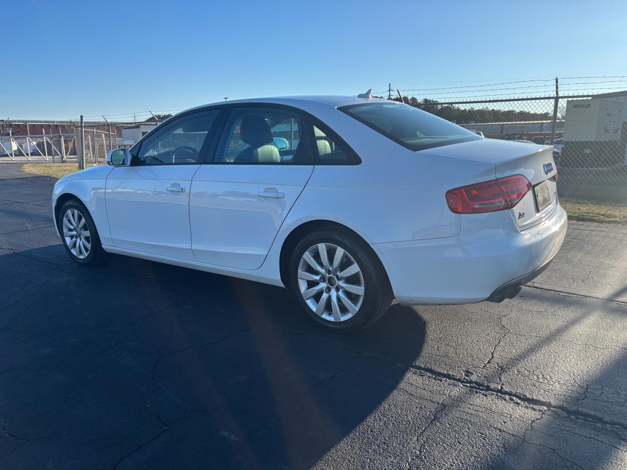 Audi A4 2.0 T Sedan FrontTrak Multitronic 2012