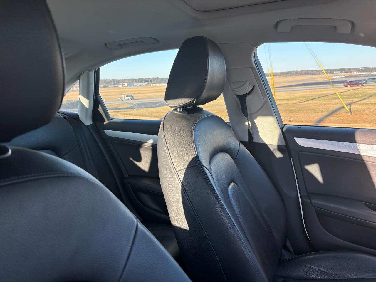 Audi A4 2.0 T Sedan FrontTrak Multitronic 2012