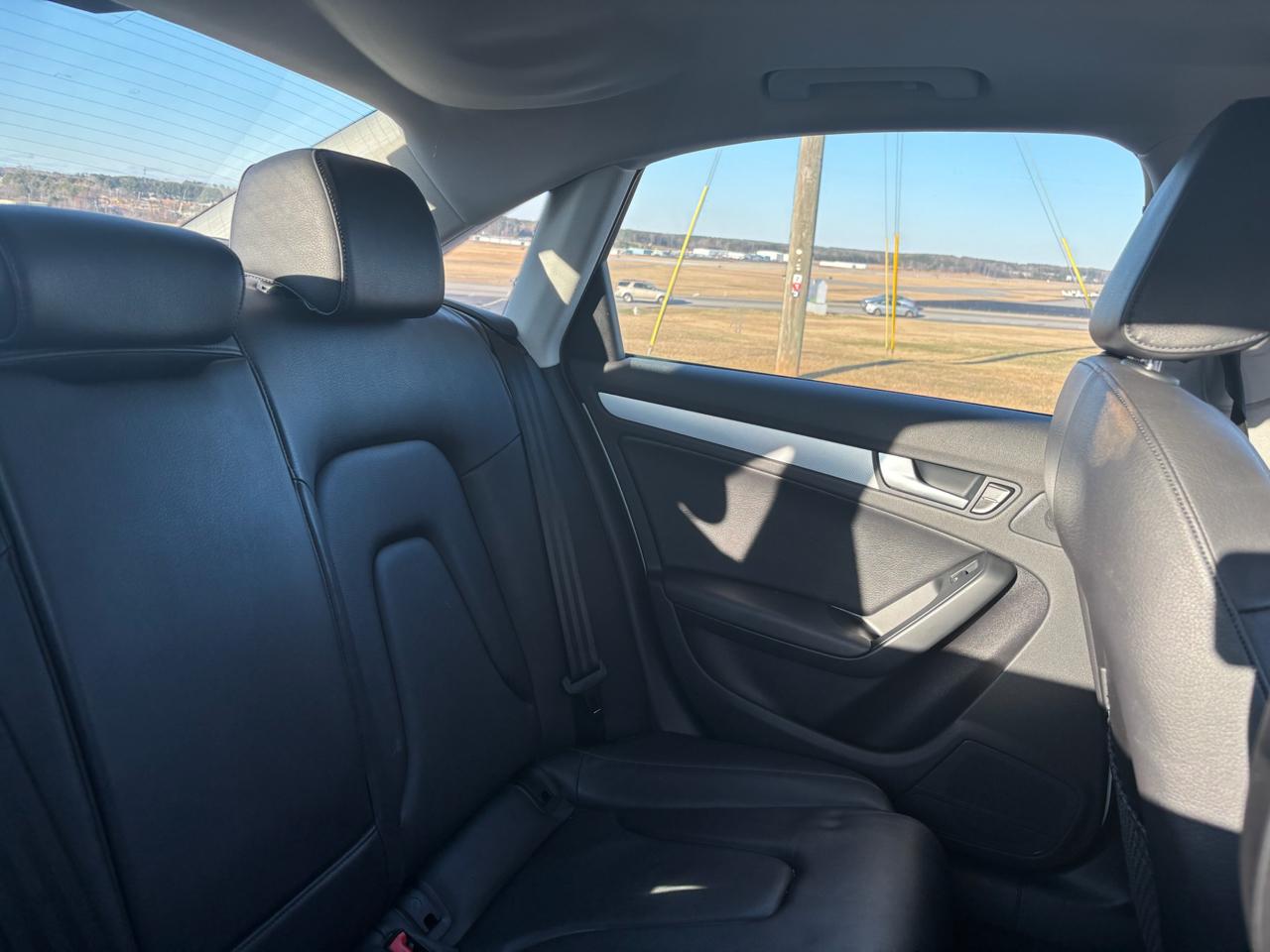 Audi A4 2.0 T Sedan FrontTrak Multitronic 2012