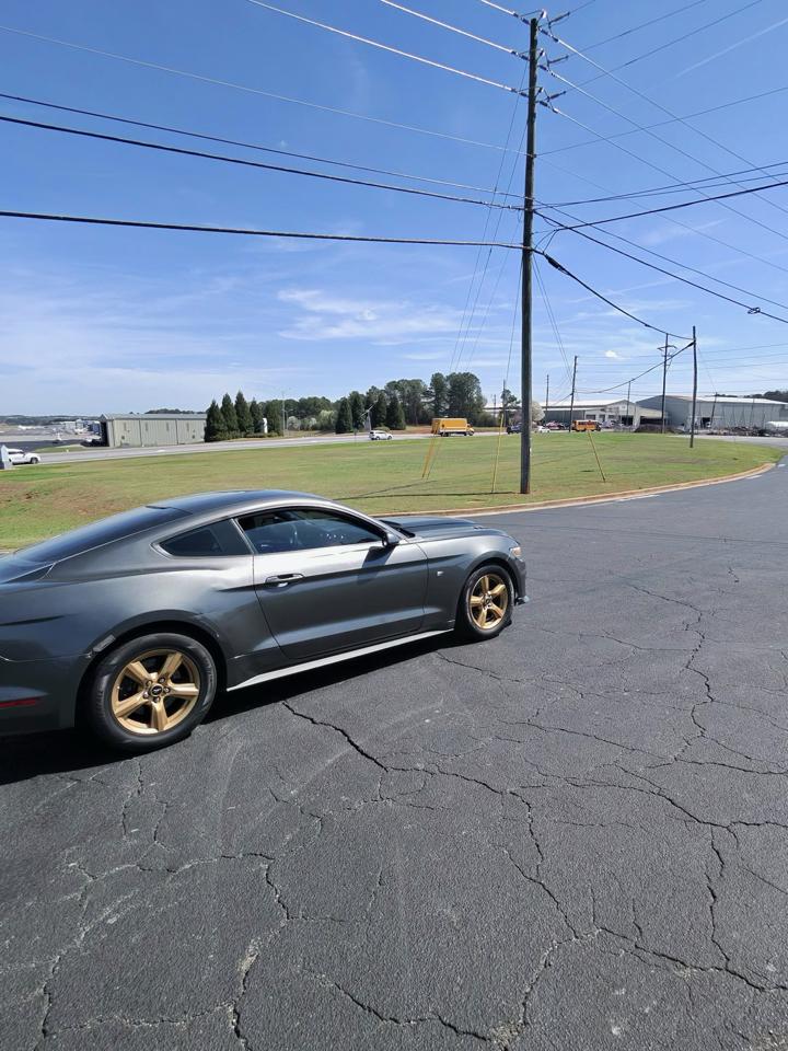 Ford Mustang V6 Coupe 2016