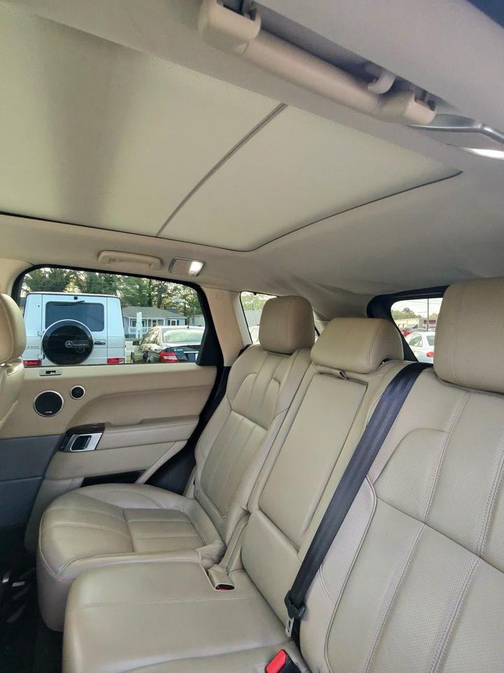 Land Rover Range Rover Sport 3.0L V6 Supercharged SE 2014