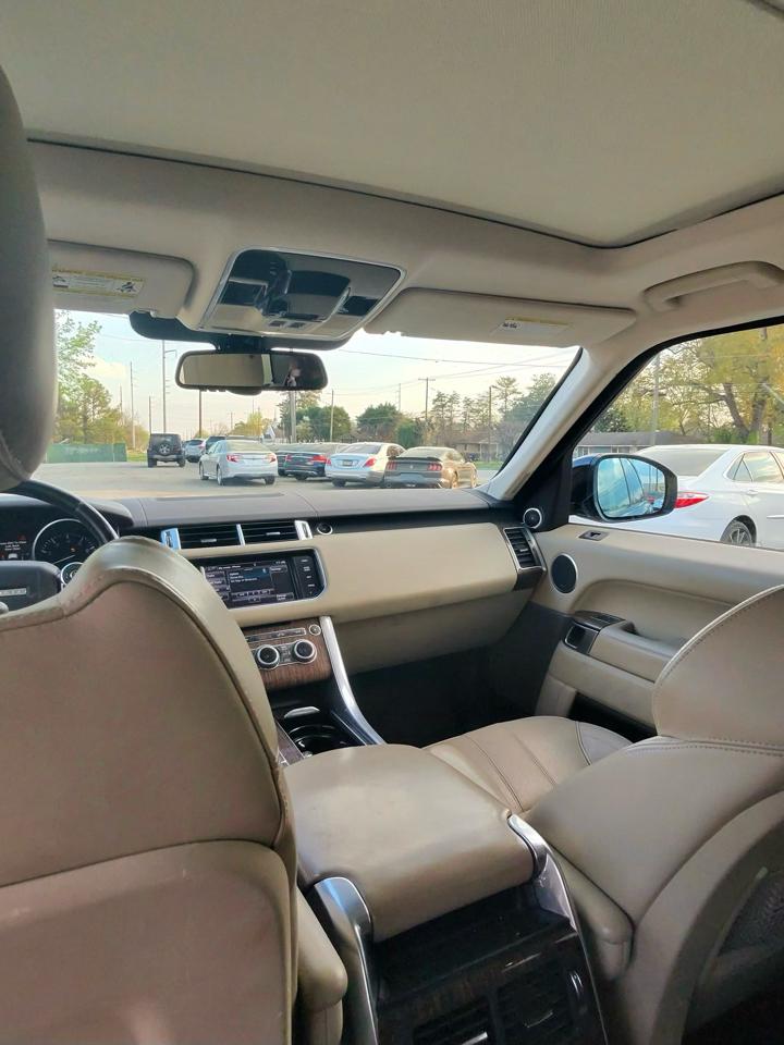 Land Rover Range Rover Sport 3.0L V6 Supercharged SE 2014