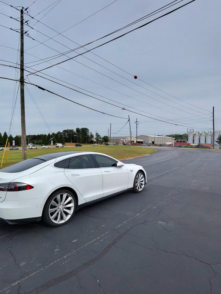 Tesla Model S Base 2014