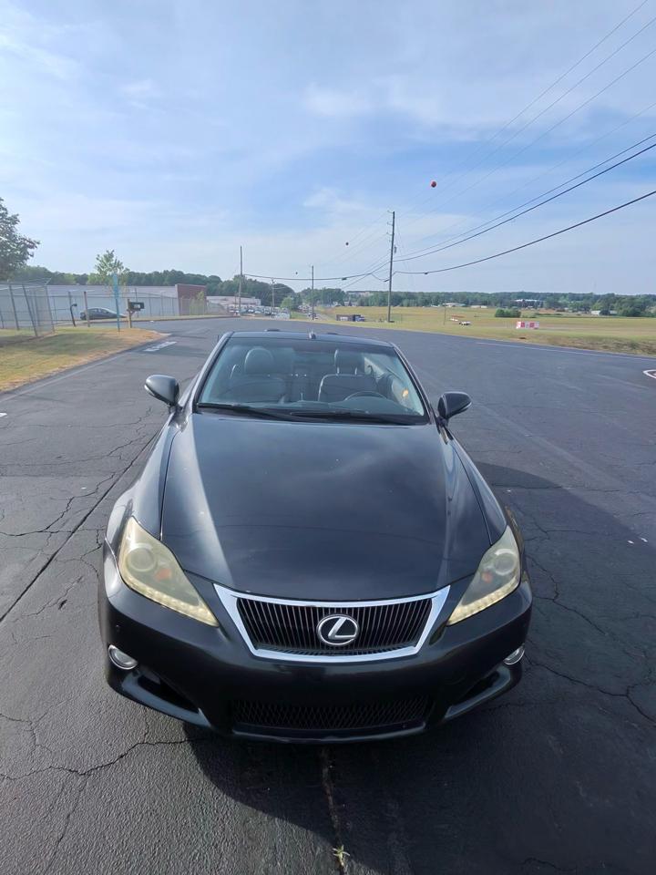 Lexus IS C 250 2011