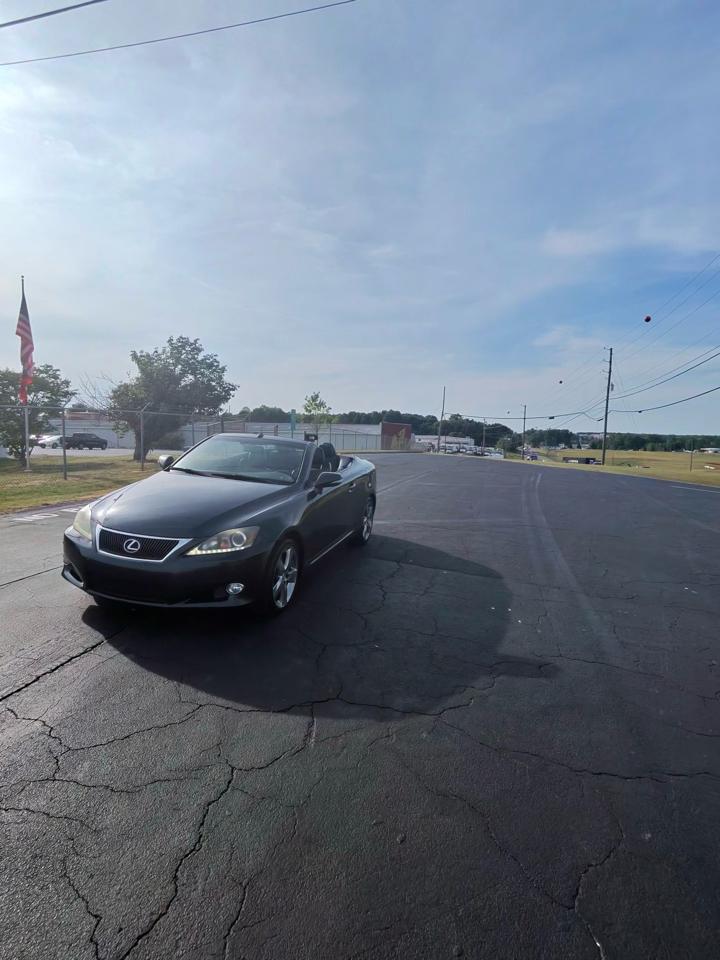 Lexus IS C 250 2011