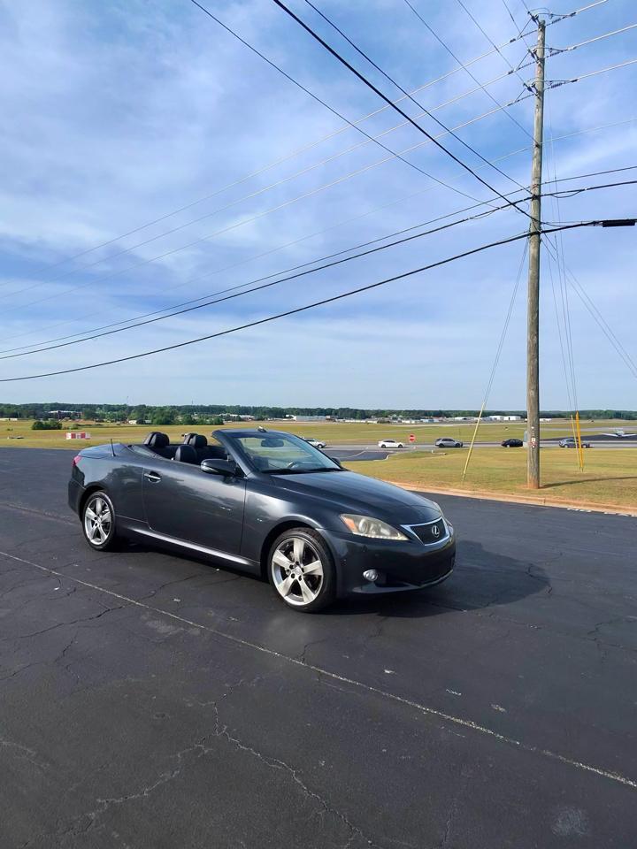 Lexus IS C 250 2011