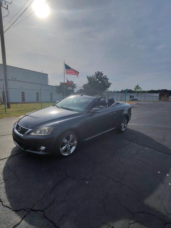 Lexus IS C 250 2011