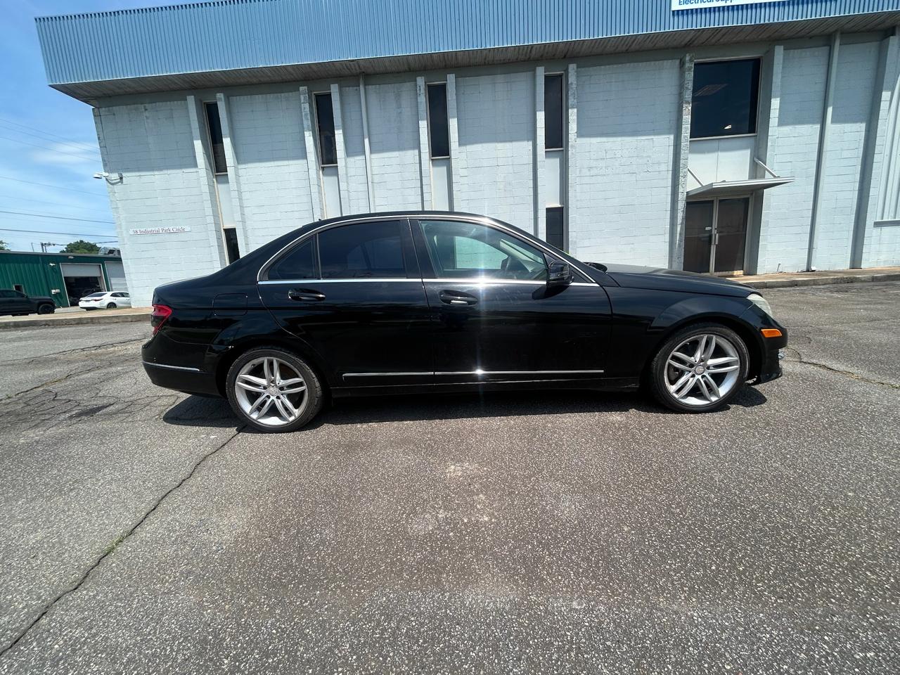 Mercedes-Benz C-Class C300 4MATIC Sport Sedan 2010