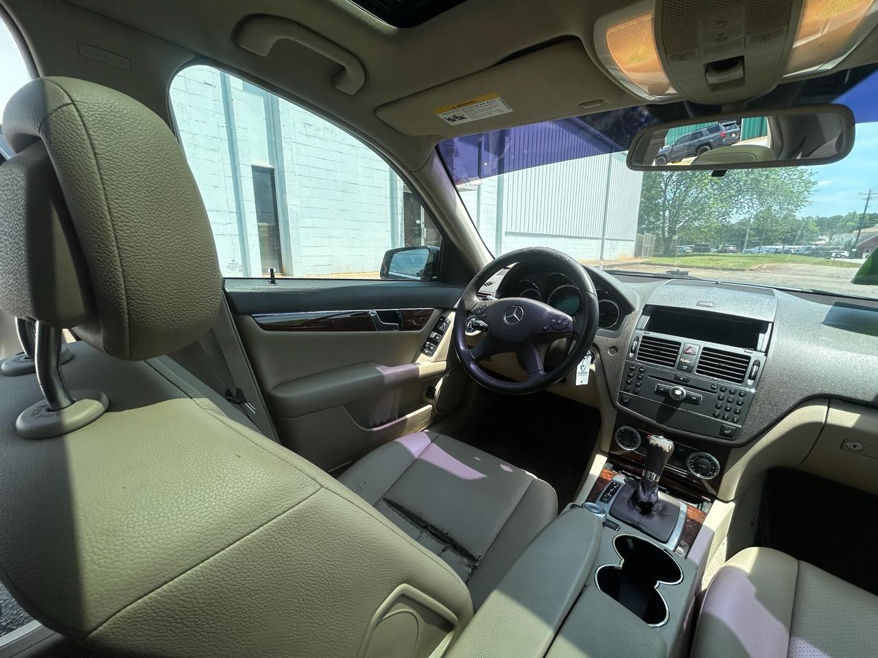 Mercedes-Benz C-Class C300 4MATIC Sport Sedan 2010
