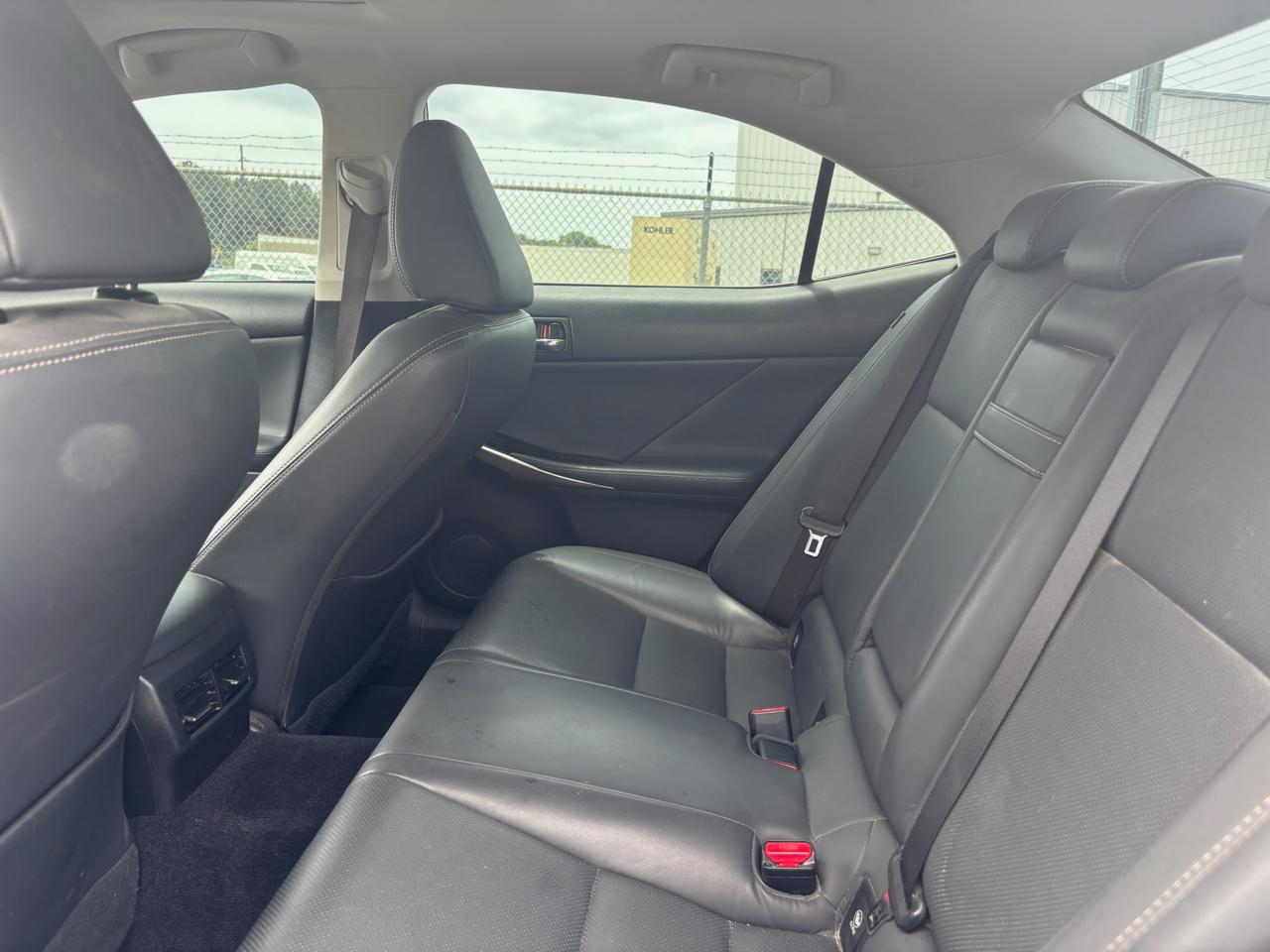 Lexus IS 250 RWD 2014