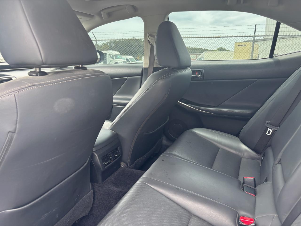Lexus IS 250 RWD 2014