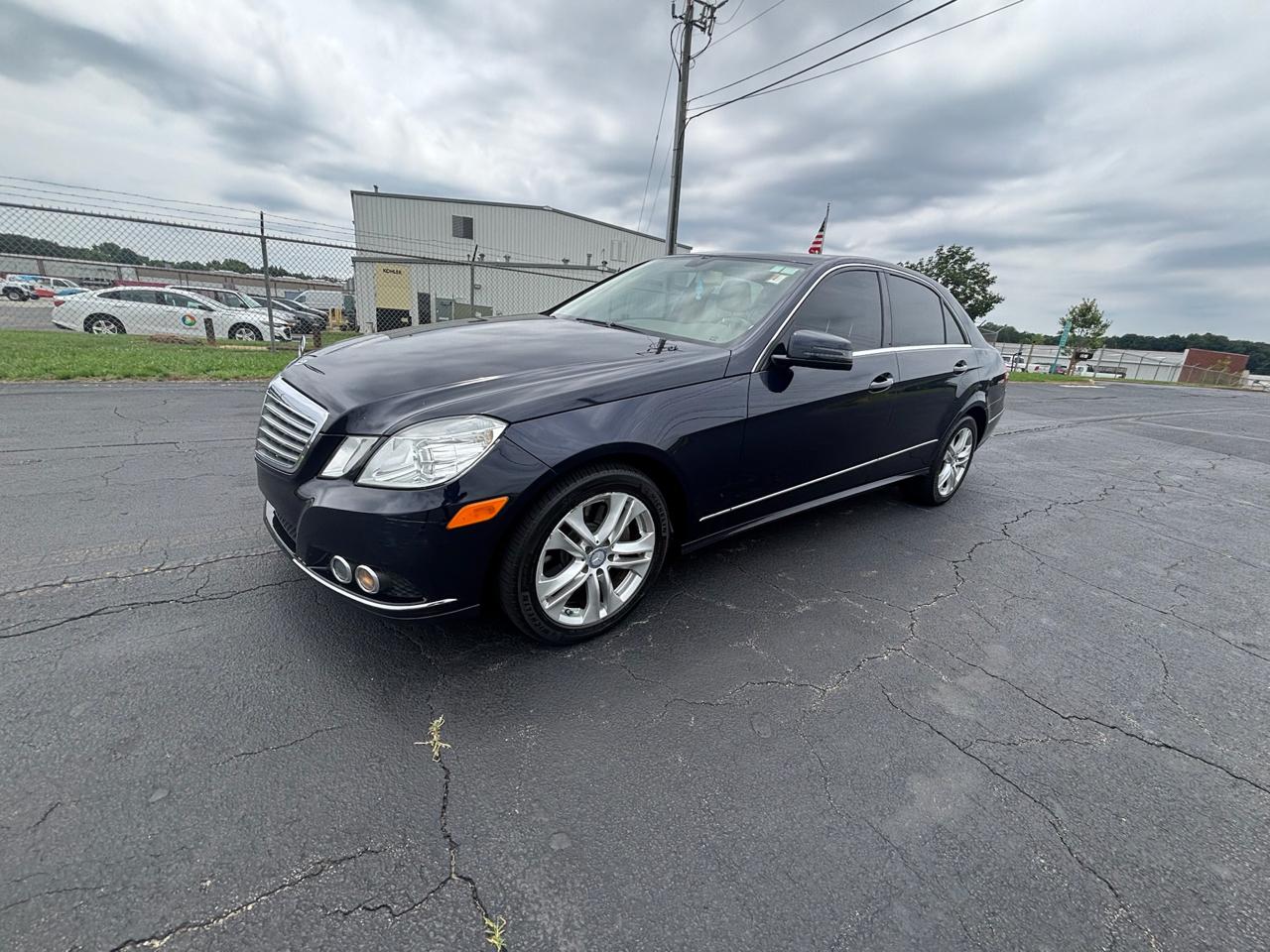 Mercedes-Benz E-Class E350 Sedan 2011