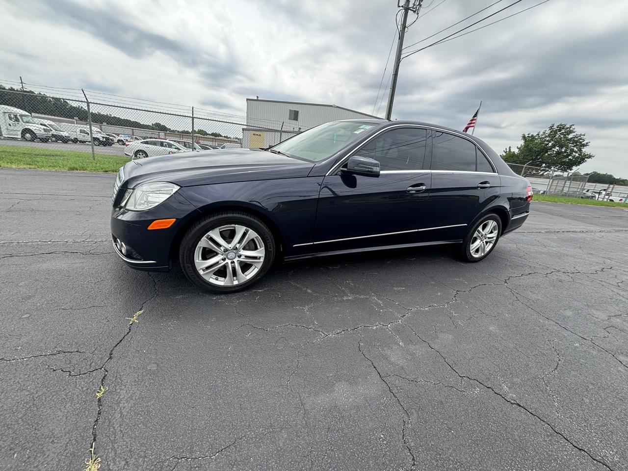 Mercedes-Benz E-Class E350 Sedan 2011
