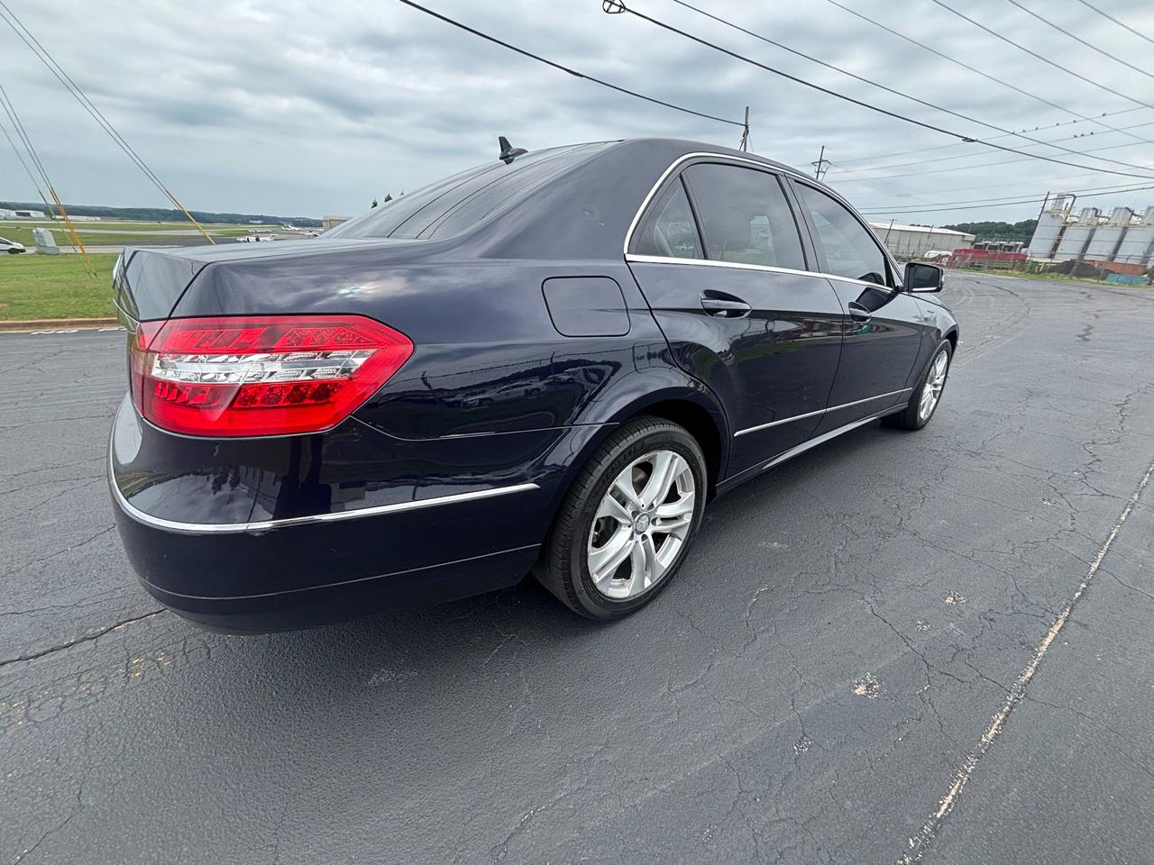 Mercedes-Benz E-Class E350 Sedan 2011