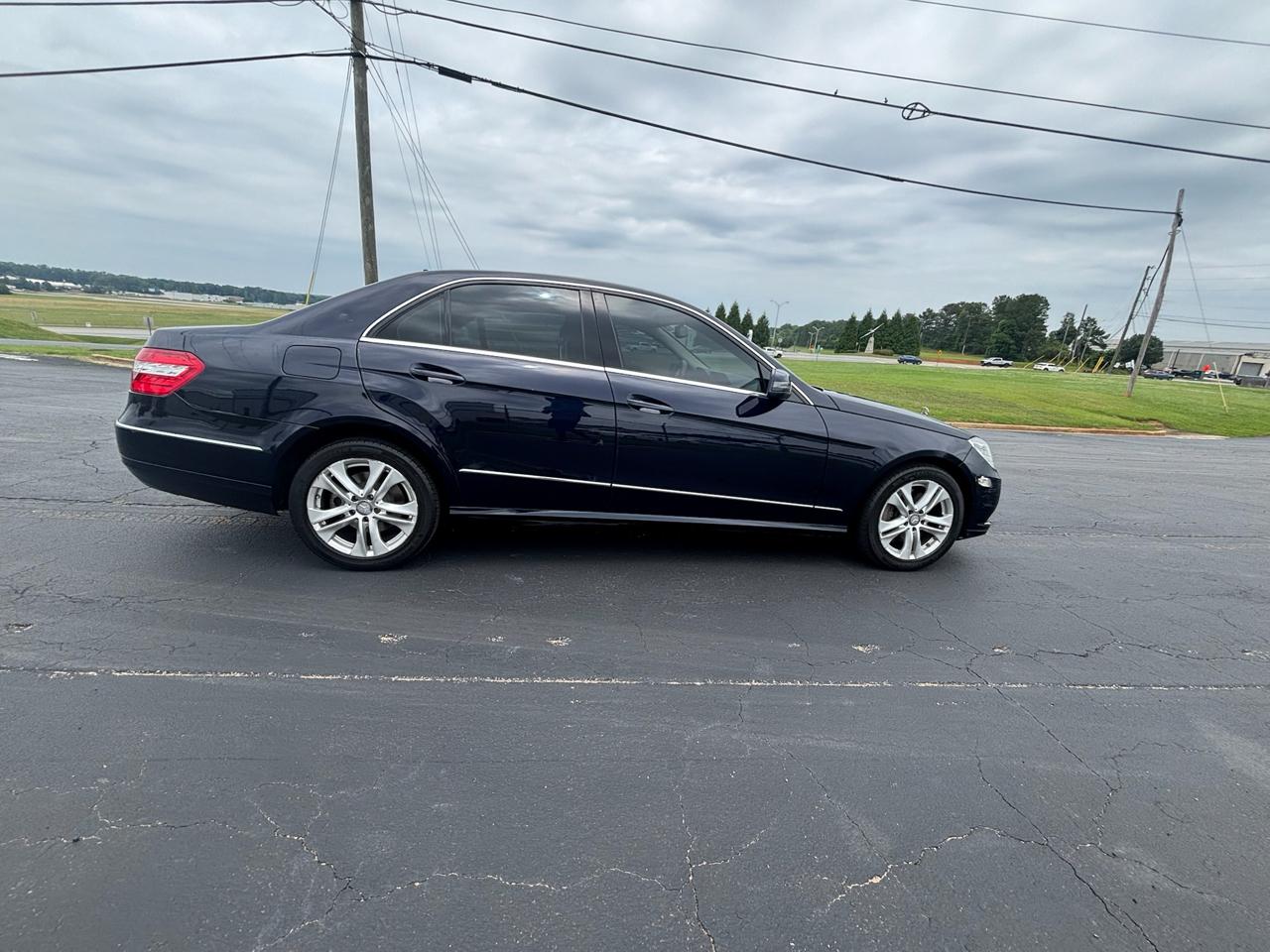 Mercedes-Benz E-Class E350 Sedan 2011