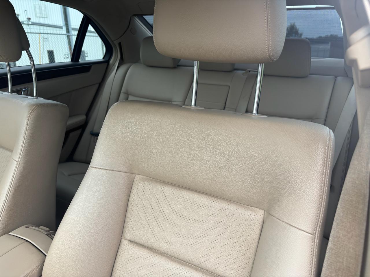 Mercedes-Benz E-Class E350 Sedan 2011